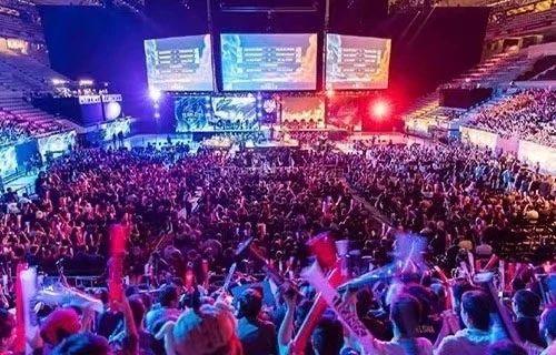 彪马通常倾 彪马通常倾